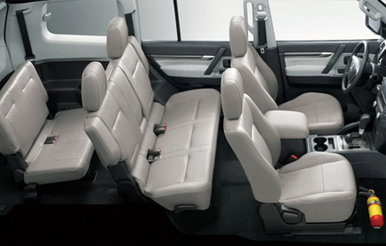 Mitsubishi Pajero Interior